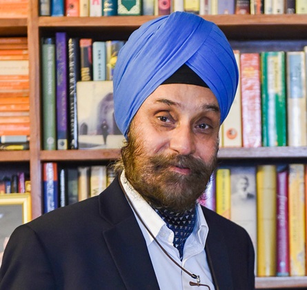 Navtej Sarna